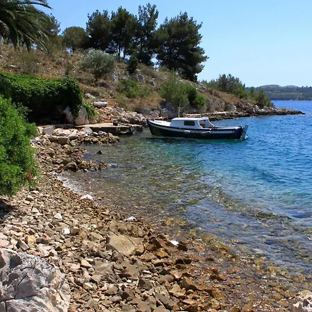Secluded Fisherman's Lavdara, Dugi Otok - 398 Tatil Evi Sali