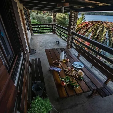 Secluded Fisherman's Lavdara, Dugi Otok - 398 Sali