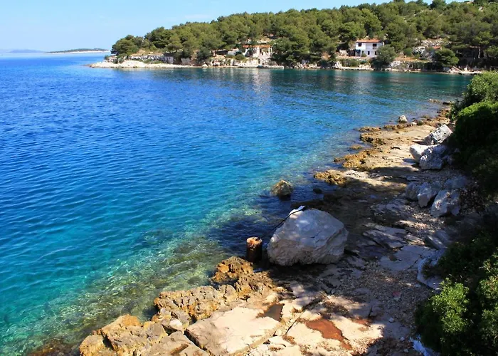 Secluded Fisherman's Lavdara, Dugi Otok - 398 Tatil Evi Sali