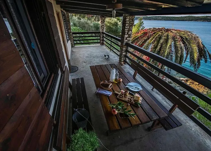 Secluded Fisherman's Lavdara, Dugi Otok - 398 Sali